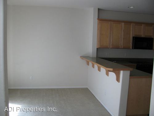 Building Photo - 6560 NE Deer Run St