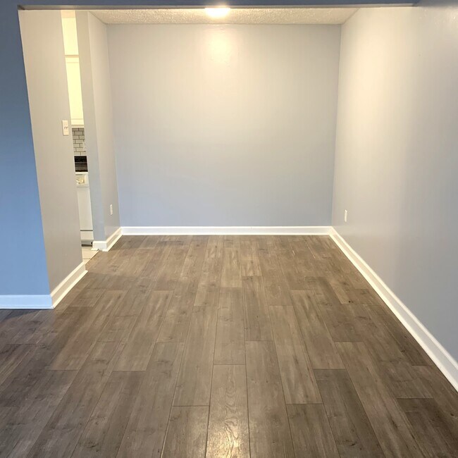 Foto del edificio - 615 Carter Ln