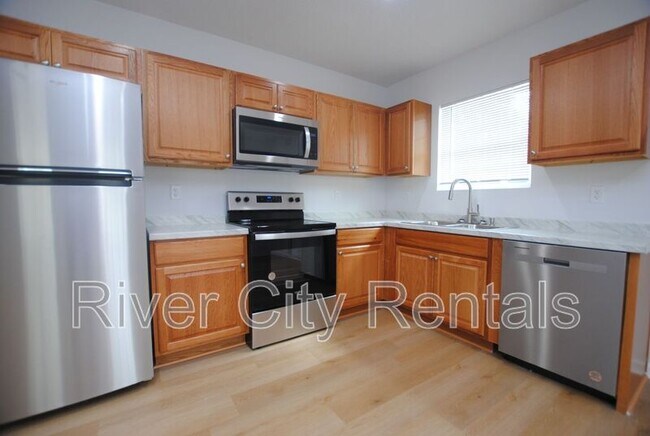 Foto del edificio - 5621 Overlook Dr E