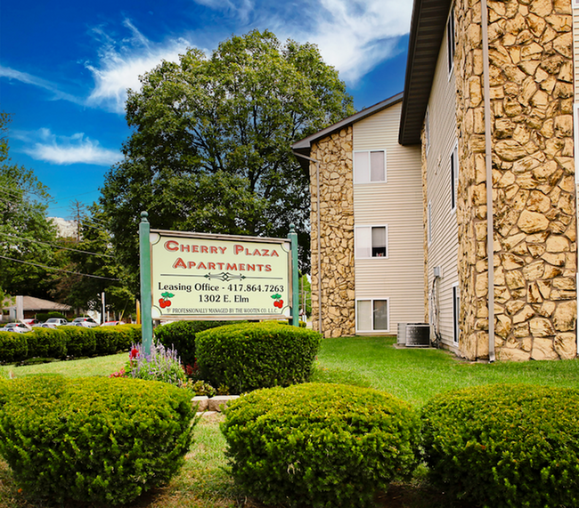 Exterior - Cherry Plaza Apartments