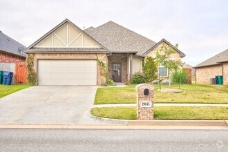 Building Photo - 19045 Meadows Crossing Dr
