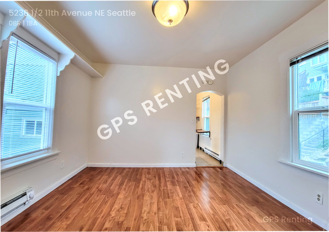 Building Photo - 5236 1/2 11th Avenue NE-