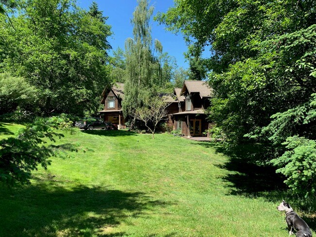 Foto del edificio - 24533 68th Ave SW