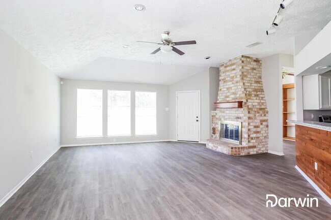 Building Photo - 318 Brompton Ct