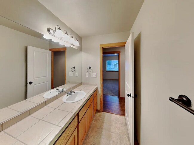 Foto del edificio - 3525 158th Pl SW