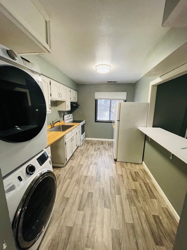 Building Photo - 9088 N 85th St