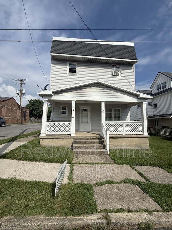 Building Photo - 901 N 4th Ave