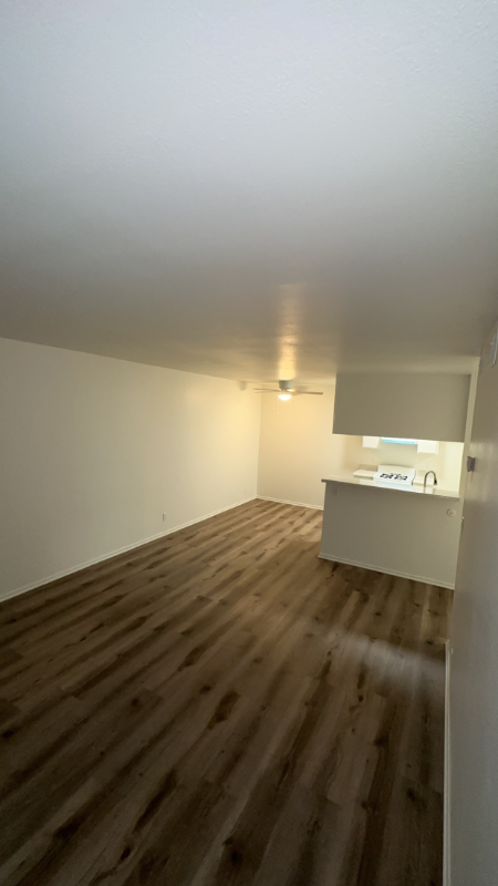 Foto del edificio - 7040 Haskell Ave