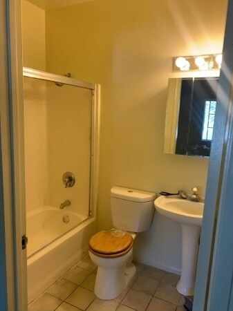 Bathroom - 1902 Arizona Ave
