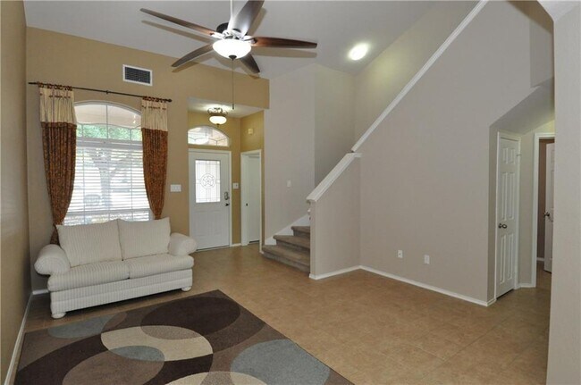 Building Photo - 1206 Shaun Dr