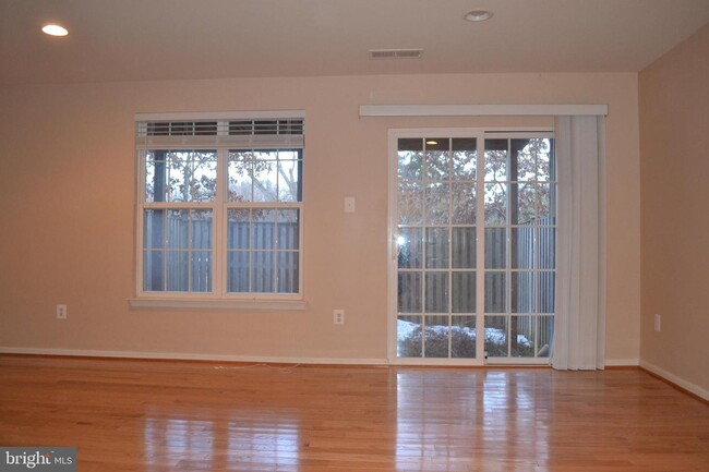 Building Photo - 1723 Jennifer Meadows Ct