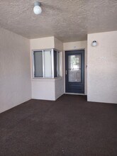 Building Photo - 3212 Strawflower Way
