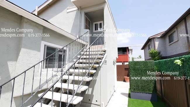 Building Photo - Fantastic Studio Located in the Heart of U...