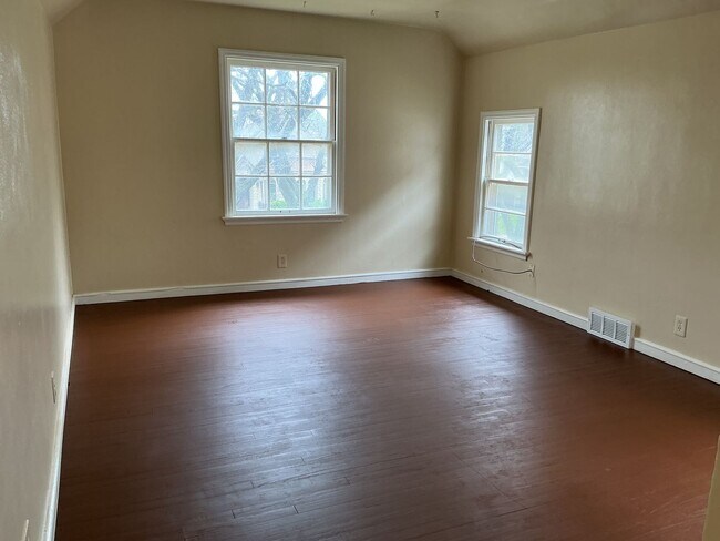 Foto del edificio - 3139 N 44th St