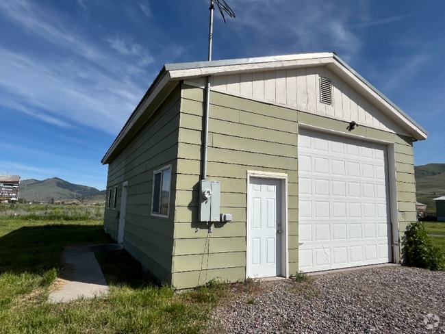 Building Photo - 87840 US-93