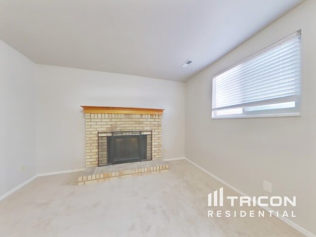 Building Photo - 3982 Contadora Ln