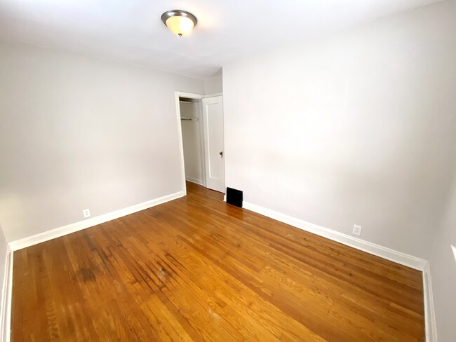 Building Photo - 405 34th St NW