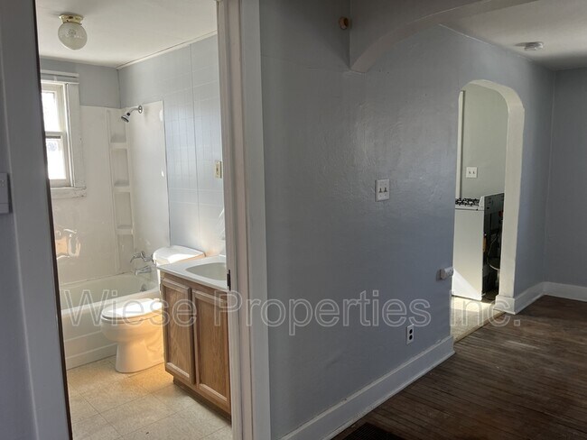 Foto del edificio - 2013 S Spring St