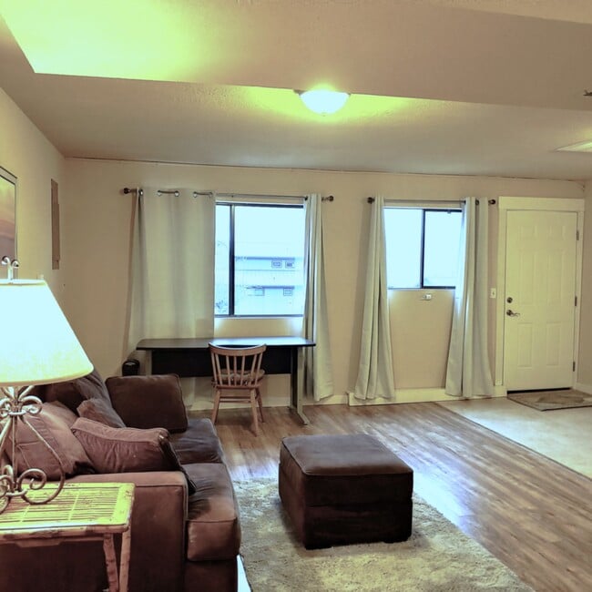 Foto del edificio - 12052 NE Jefferson Point Rd