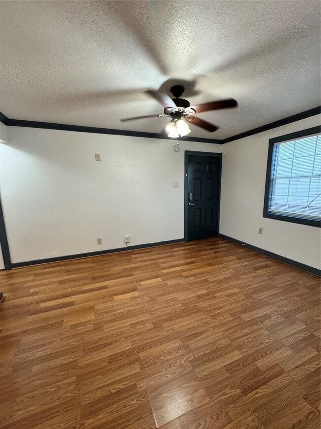 Building Photo - 5320 Polk St