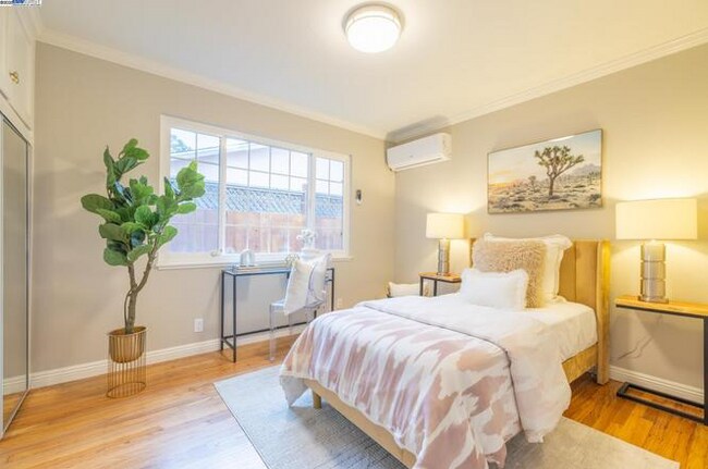 Foto del edificio - 2771 Fleetwood Dr