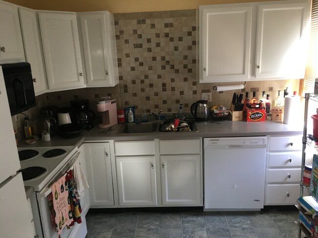 Unidad 2 - 304 N Carroll St