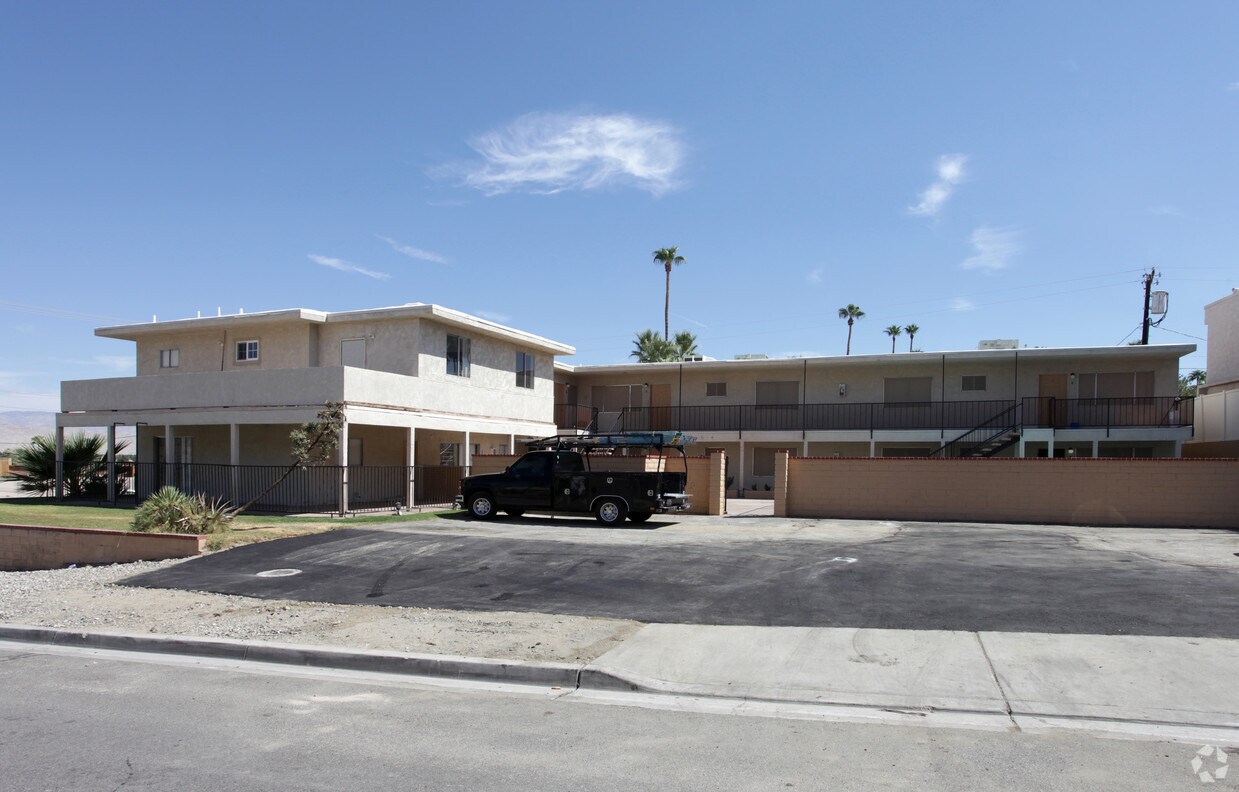 Building Photo - 36982 Bankside Dr