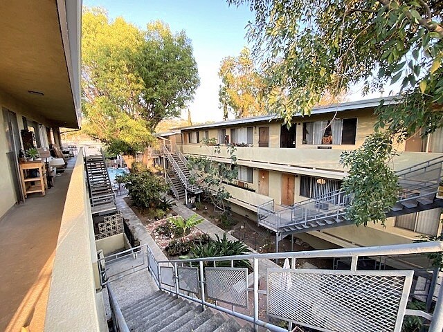 Building Photo - 5926 Benner St