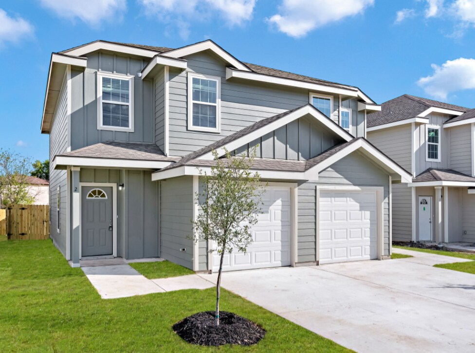 Primary Photo - 14111 Veneto Dr