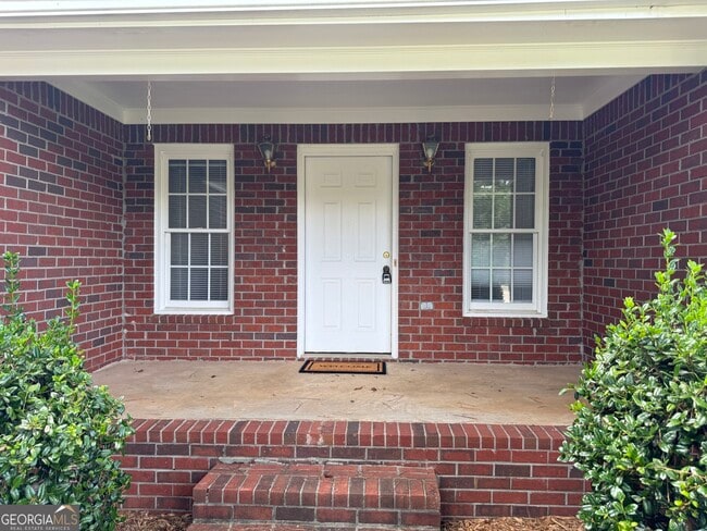 Building Photo - 361 Brickleberry Ridge