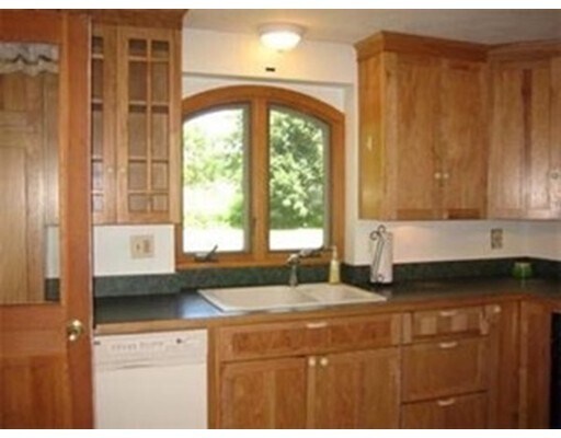 Building Photo - 27 Van Meter Dr