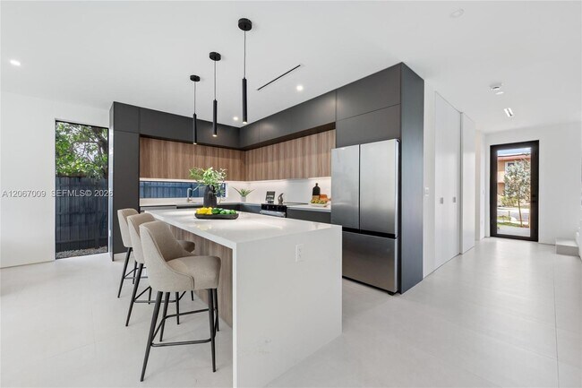 Foto del edificio - 2980 SW 2nd St
