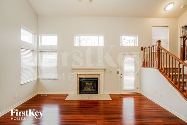 Building Photo - 6126 Highlander Dr