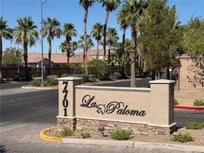 Building Photo - 7701 W Robindale Rd