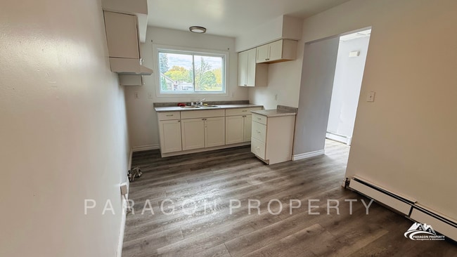 Building Photo - 101 Berry St