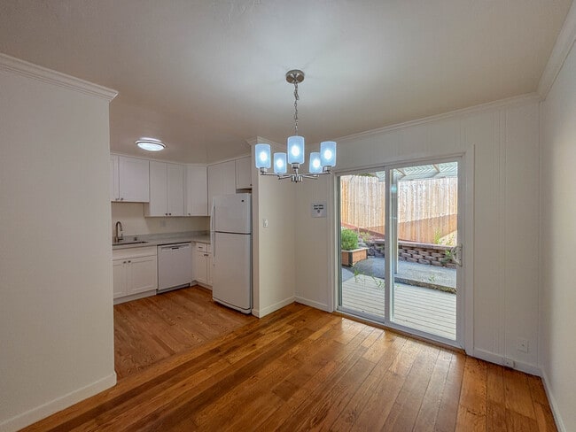 Foto del edificio - 381 Locust Ave