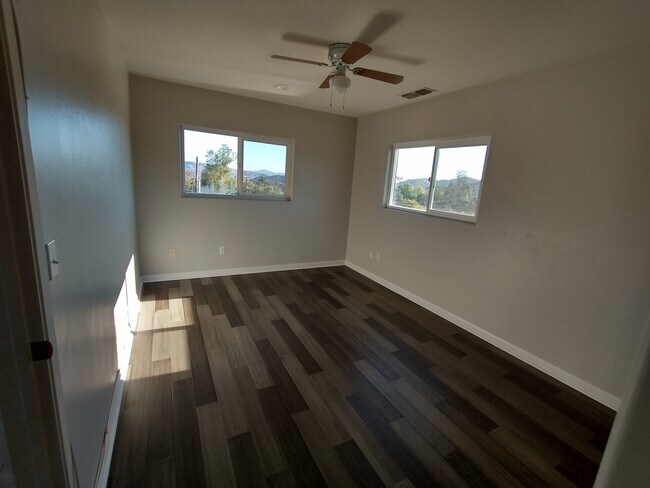 Bedroom - 11529 Valle Vista Rd