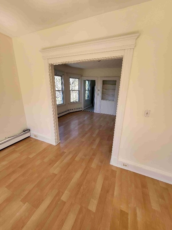 70 Freeman St Unit 2nd, Hartford, CT 06114 Room for Rent in Hartford