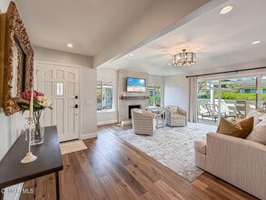 Building Photo - 2130 Portola Ln