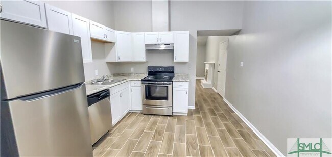 Foto del edificio - 430 Edgewater Rd