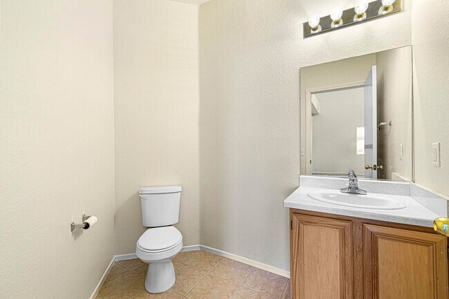 Building Photo - Gated Community!! Beautiful Large 2-Story 4bd/2.5ba Home w/ 2-Car Garage!!!