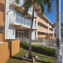 Building Photo - 3881 W Flagler St