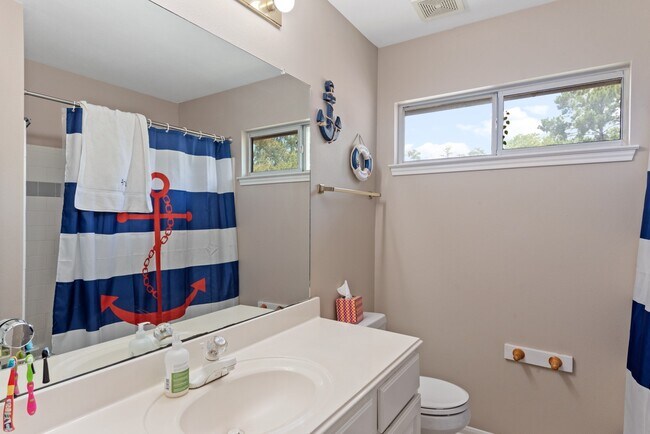 Foto del edificio - 14618 Oxwick Cir