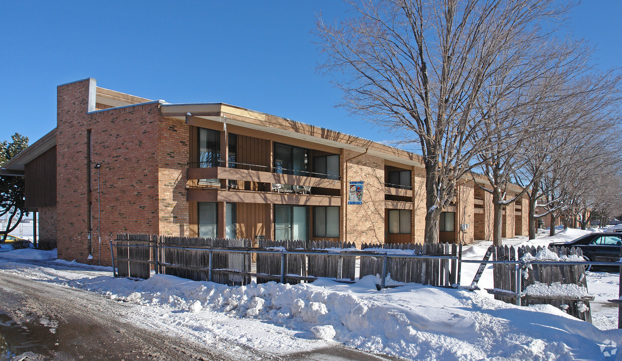 Building Photo - Village Square Apartments