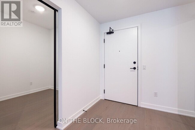 Photo du bâtiment - 91 Montclair Ave