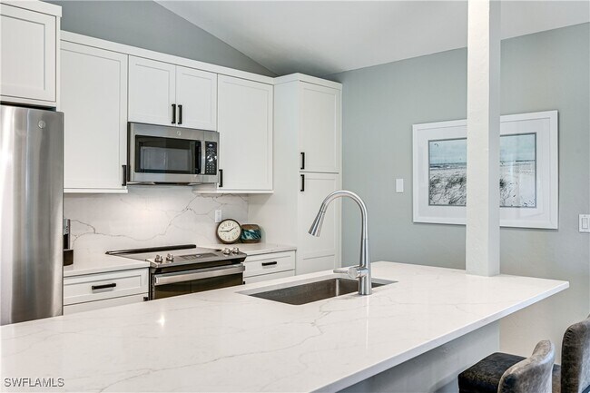 Foto del edificio - 4368 Mariner Rd