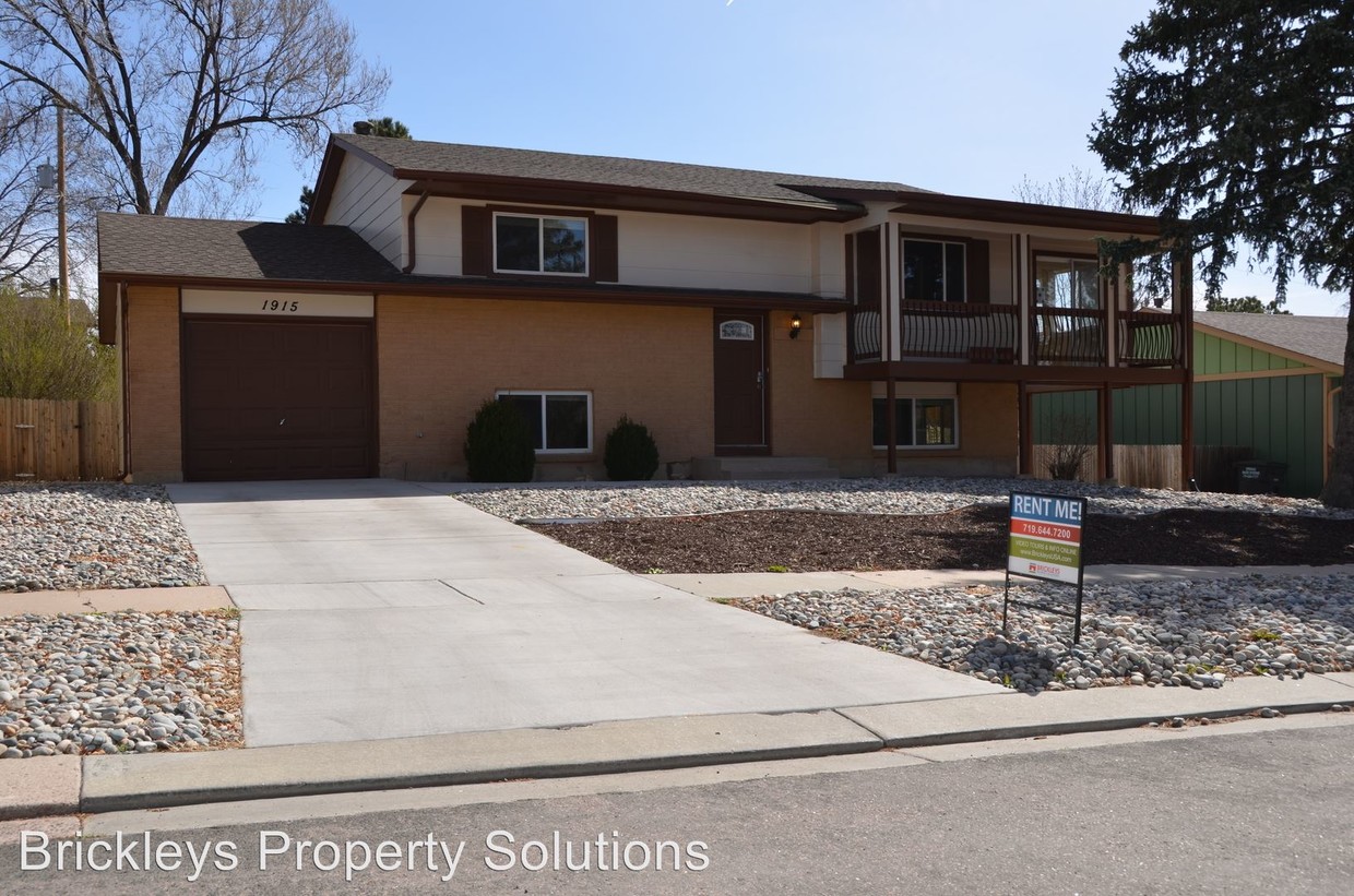 Primary Photo - 5 br, 2 bath House - 1915 Capulin Dr.