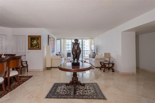 Foto del edificio - 16711 Collins Ave