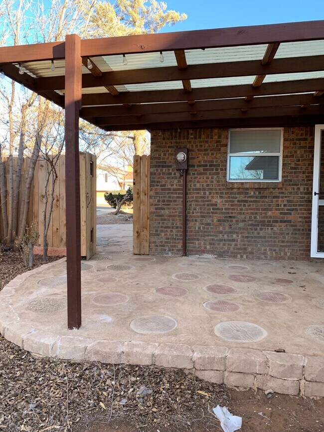 Foto del edificio - 1640 Courtland Cir