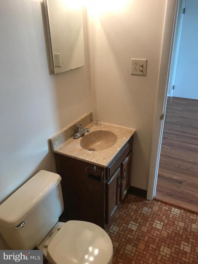 Foto del edificio - 317 Bridge St